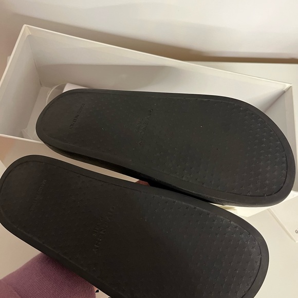 Givenchy Slides Authentic - Picture 6 of 8